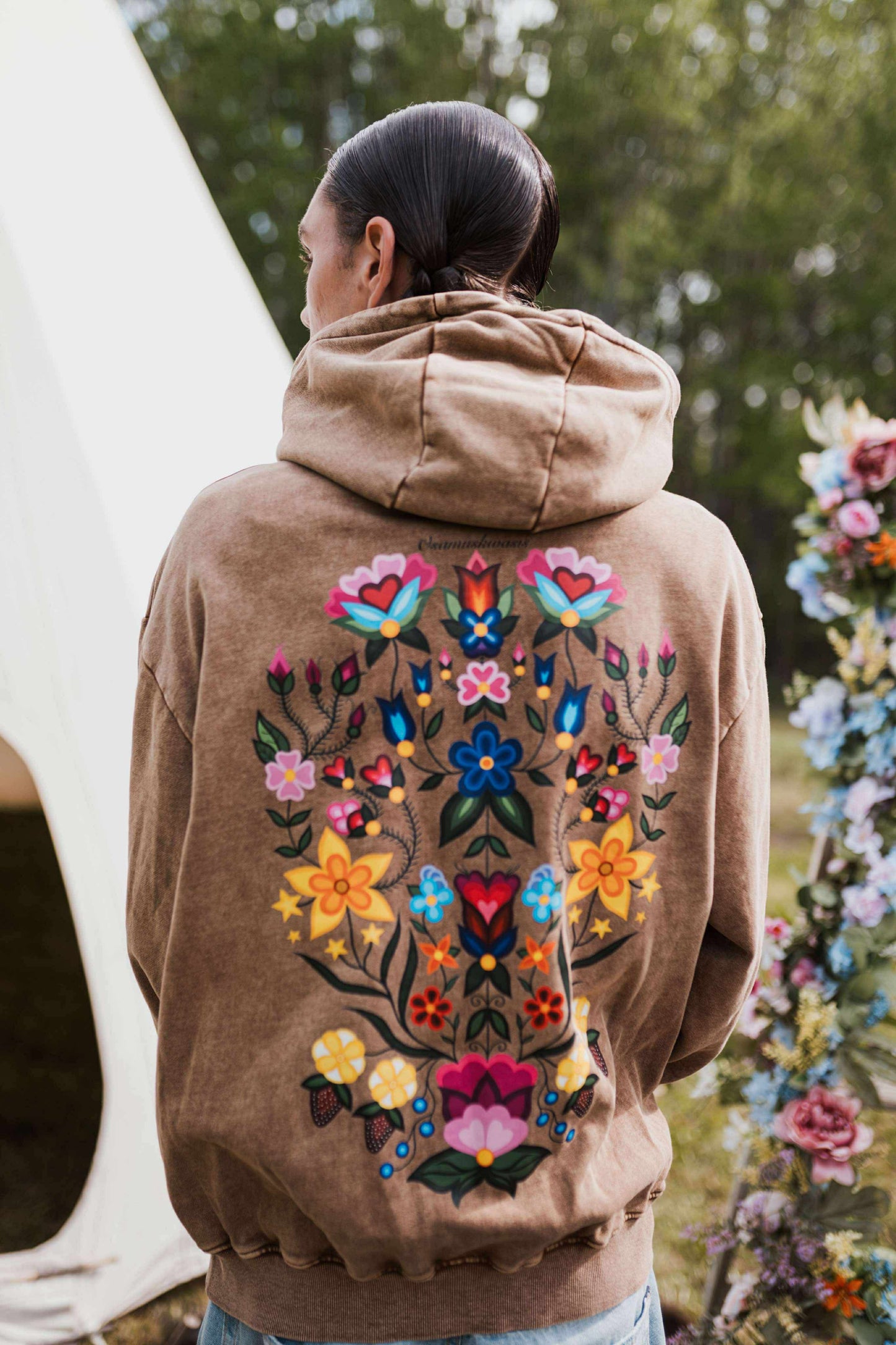 Brown sâkipâkaw hoodie (Oversized & Unisex) (PRE ORDER)