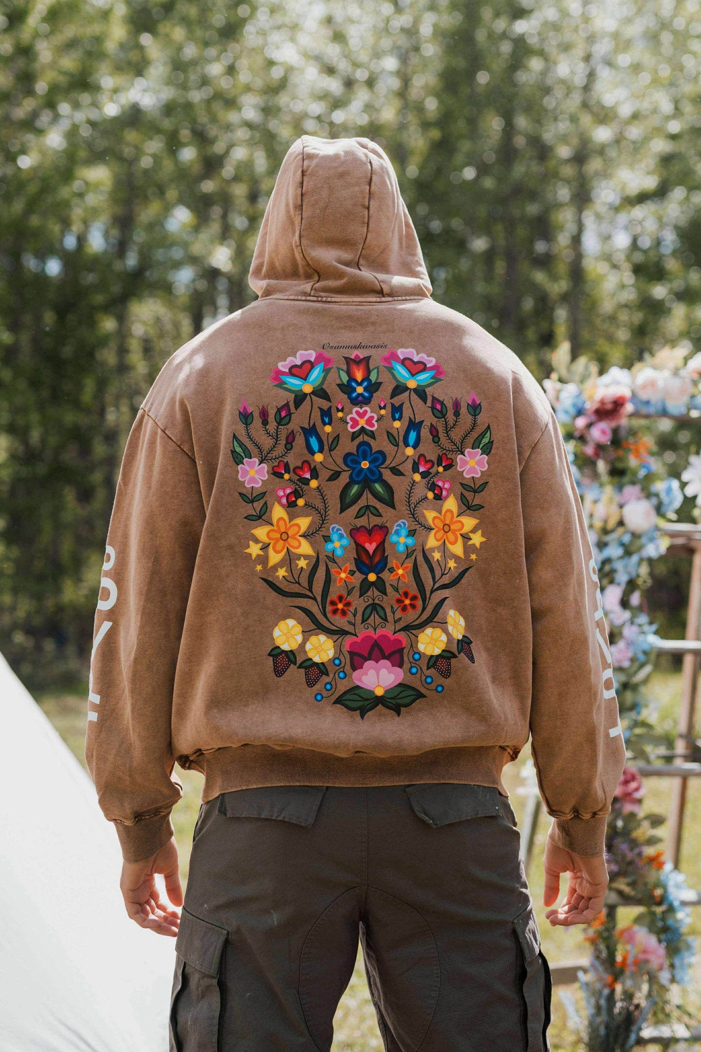 Brown sâkipâkaw hoodie (Oversized & Unisex) (PRE ORDER)