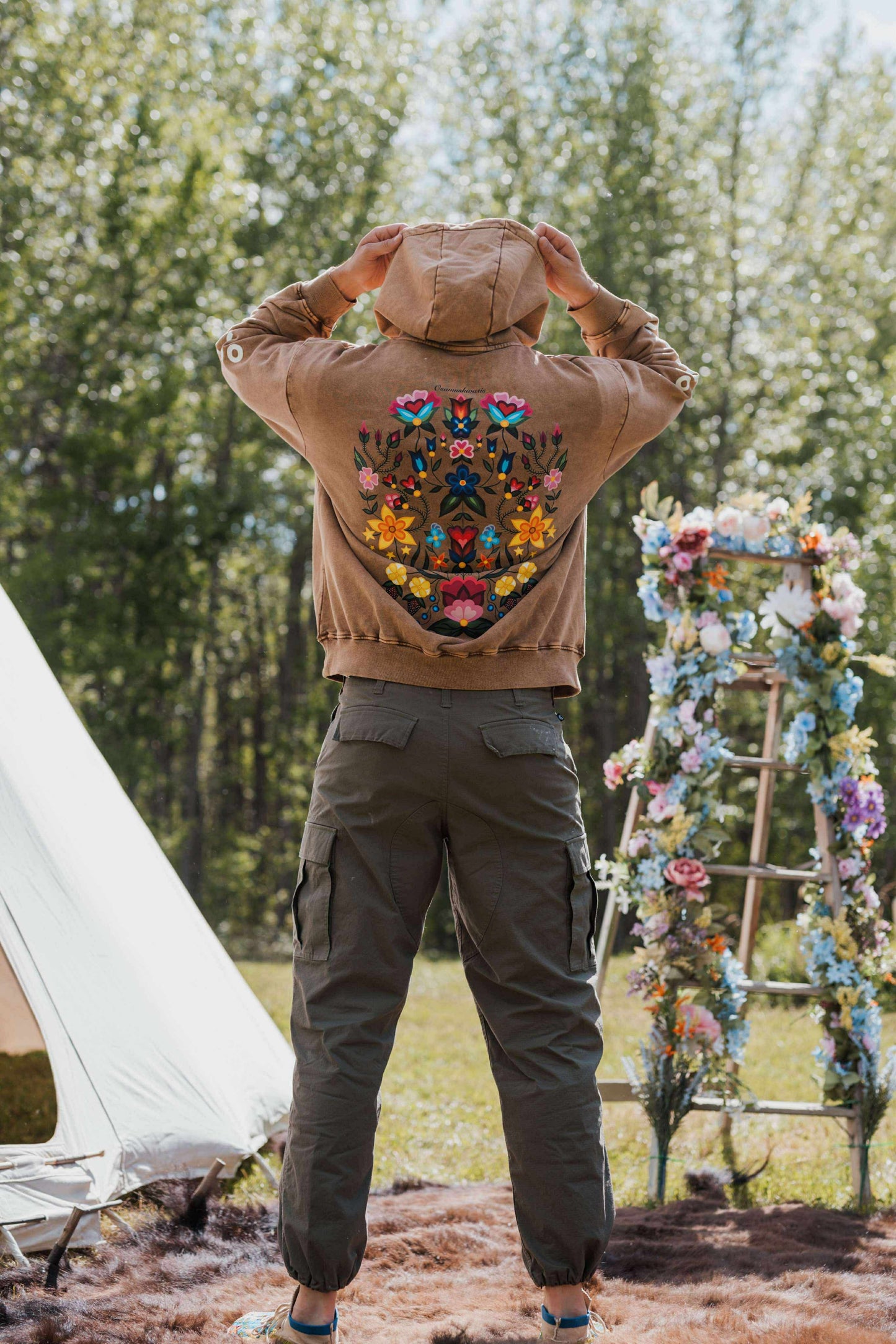 Brown sâkipâkaw hoodie (Oversized & Unisex) (PRE ORDER)