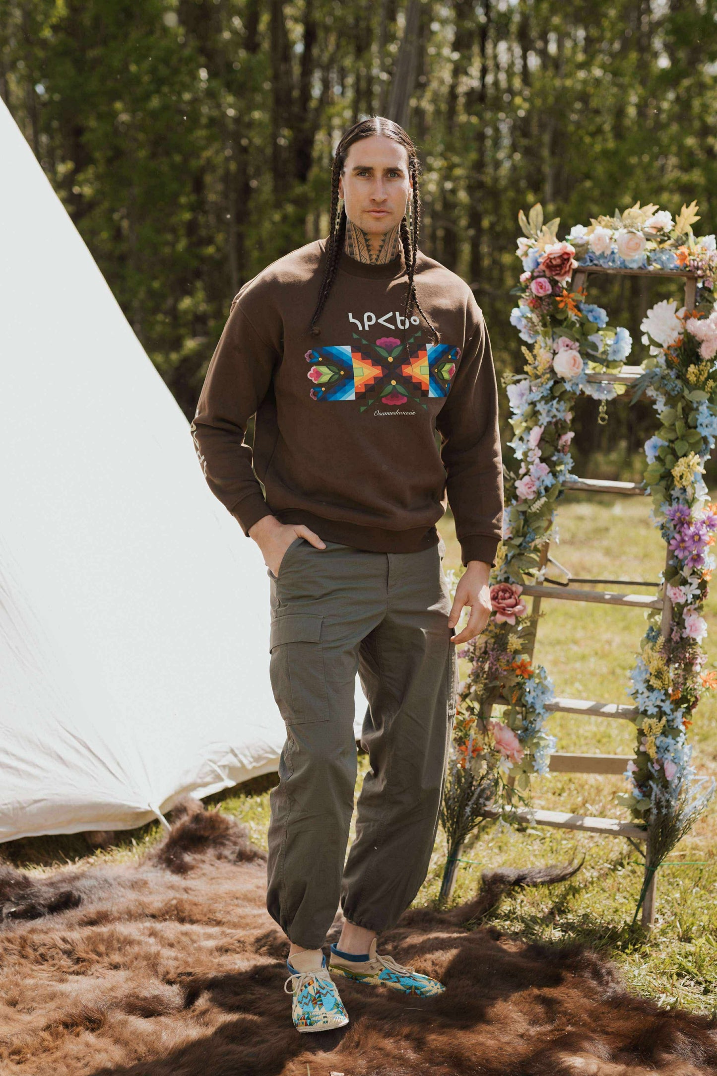 Chocolate Brown sâkipâkaw Crew Neck (Unisex)