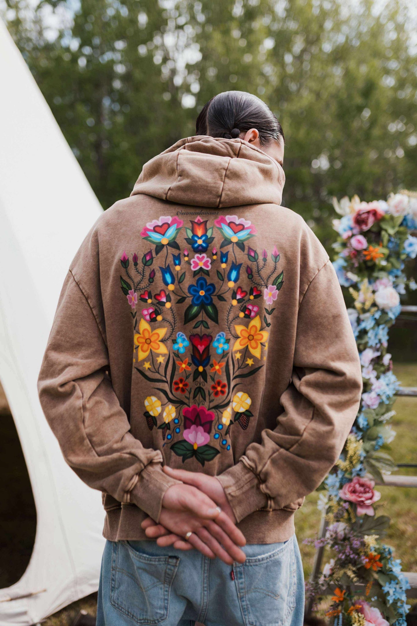 Brown sâkipâkaw hoodie (Oversized & Unisex) (PRE ORDER)